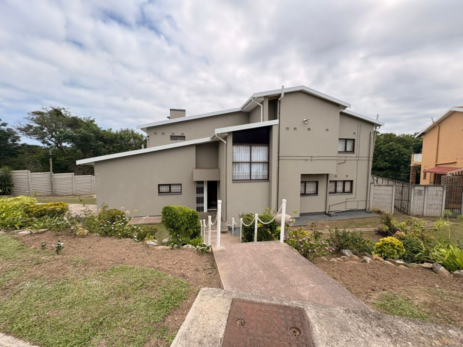 4 Bedroom Property for Sale in Braelyn Eastern Cape